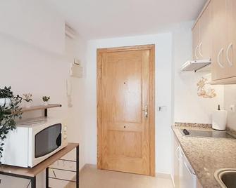 Apartamentos Vicenta Playa Carihuela - Torremolinos - Cucina