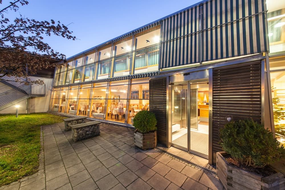 جارنر هوتل مونيش - ميسي باي آيتش جي