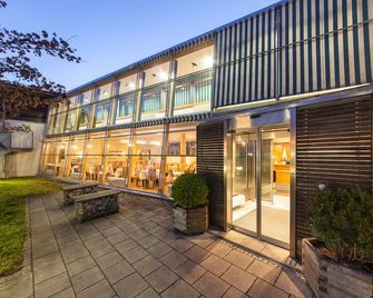 Garner Hotel Munich - Messe by IHG - מינכן - בניין