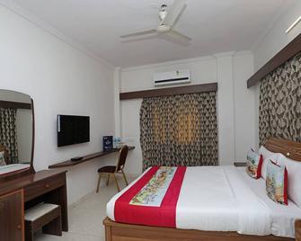Hotel O 10671 Hotel Sai Prem - Nashik