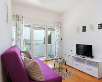 Apartments by the sea Podgora, Makarska - 18918 - Podgora - Huiskamer