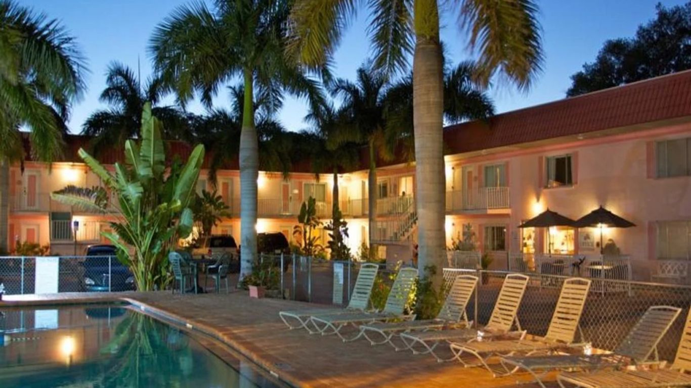Hibiscus Suites - Sarasota
