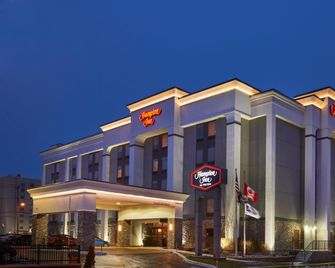 Hampton Inn Niagara Falls - Cataratas do Niágara - Edifício