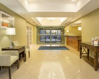 Sleep Inn & Suites - Kalamazoo - Lobby