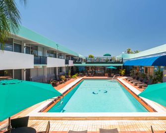 Quality Inn Miami South - Miami - Pool