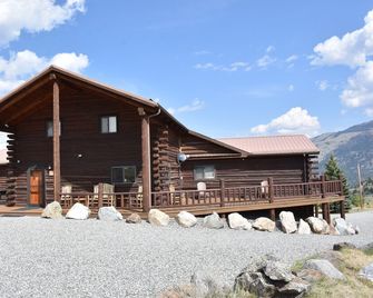 Minutes from Yellowstone - Emigrant - Edificio