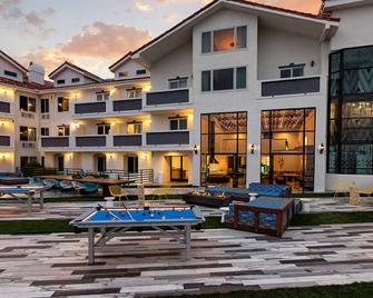 Hotel Hermosa - Hermosa Beach - Building