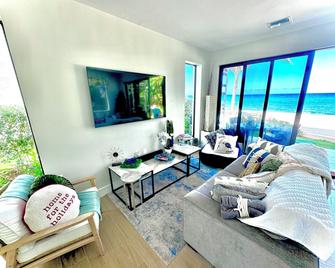 Silver Reef Residencies - North Side - Living room