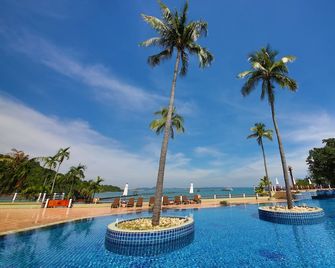 Rayong Resort - Rayong - Pool