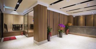 Noble Hotel - Taipei City - Front desk