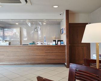 Ocean Resort Pmc - Onna - Front desk