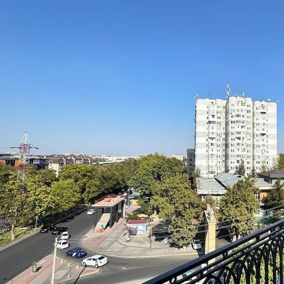 Garnet Hotel Tashkent image 1