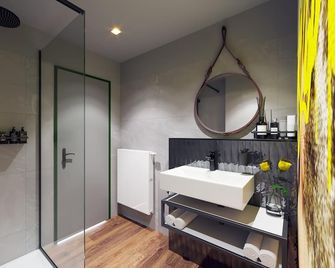 Mezzotel - Gladbeck - Badkamer