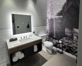 Hotel Crosby - Stillwater - Banheiro