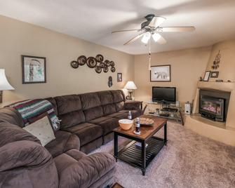 Oso Blanco - Ruidoso - Sala de estar