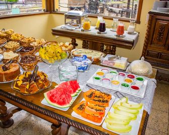 Ameris Hotel Meri - Conselheiro Lafaiete - Buffet