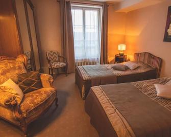 Hôtel De La Banniere De France - Laon - Bedroom