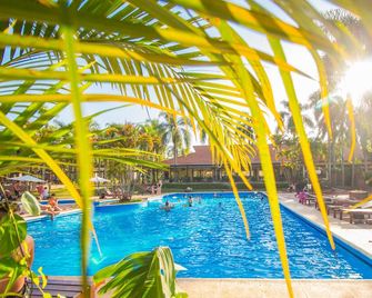 Complejo Americano - Puerto Iguazú - Piscina