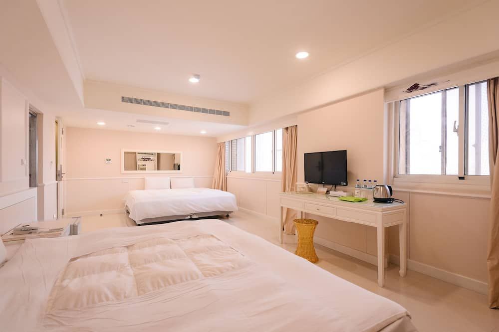 Kiwi-Taichung Station Branch 1