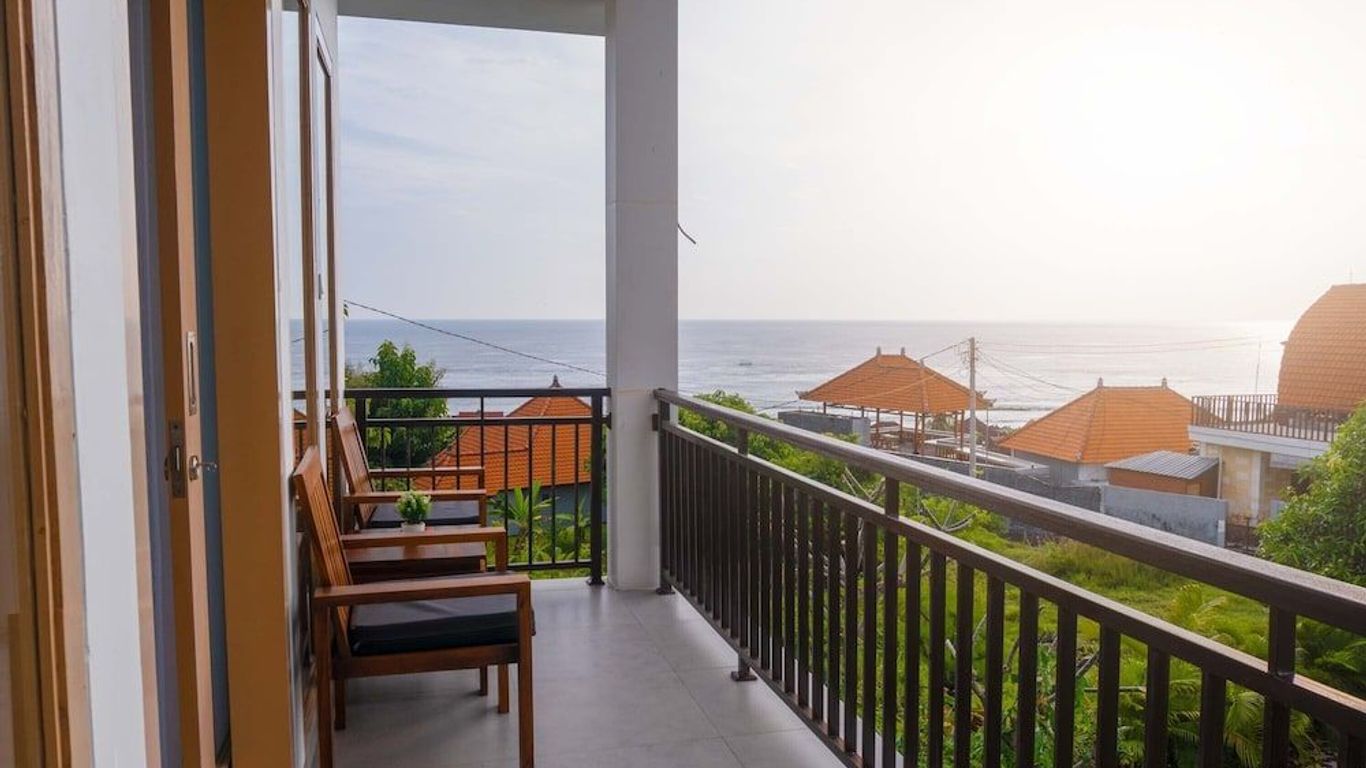 Govardhan Nusa Penida