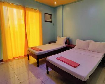 Dad's Bayview Pension - Puerto Princesa - Bedroom