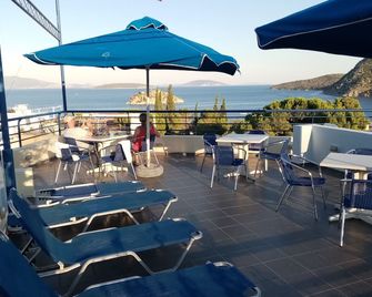 Heliotopos Apartments - Tolo - Balcón