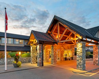 Best Western Plus Emerald Isle Hotel - Sidney - Edifício