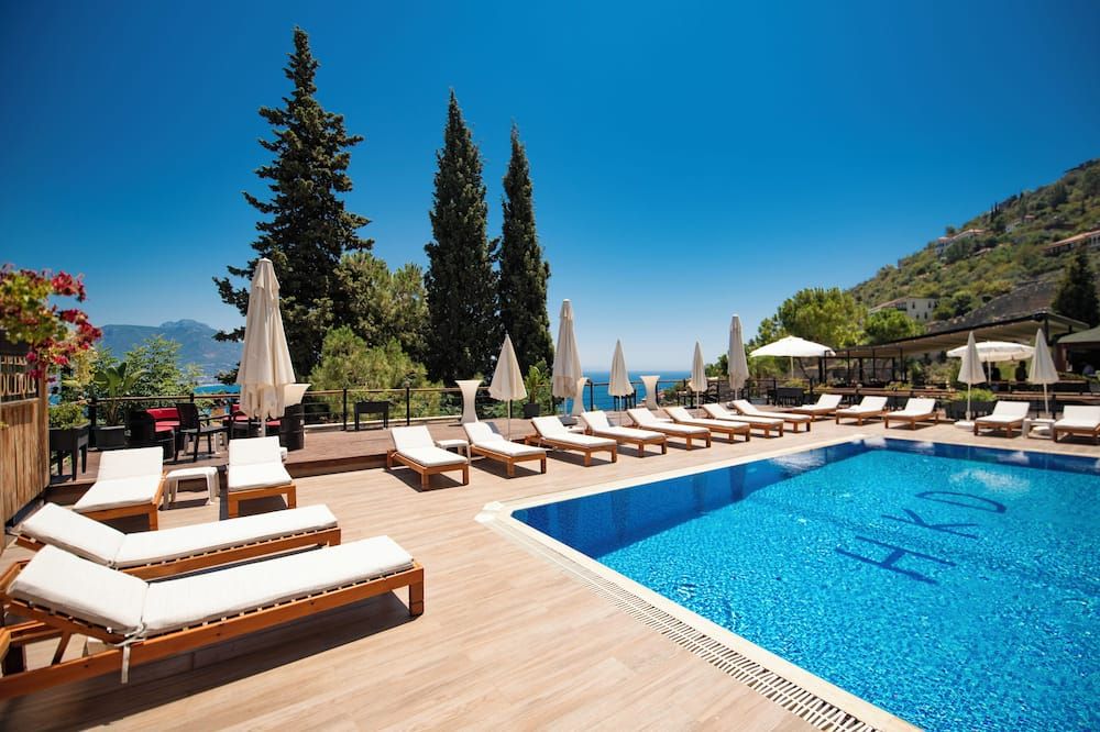 Castle Boutique Hotel Alanya - אלניה - בריכה