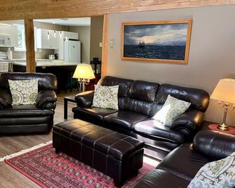 Enjoy the paradise of Lake Huron - Cape Chin North - Sala de estar