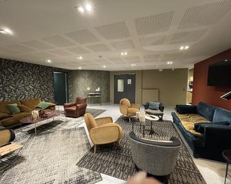 Hôtel le Corbusson - Changé - Area lounge