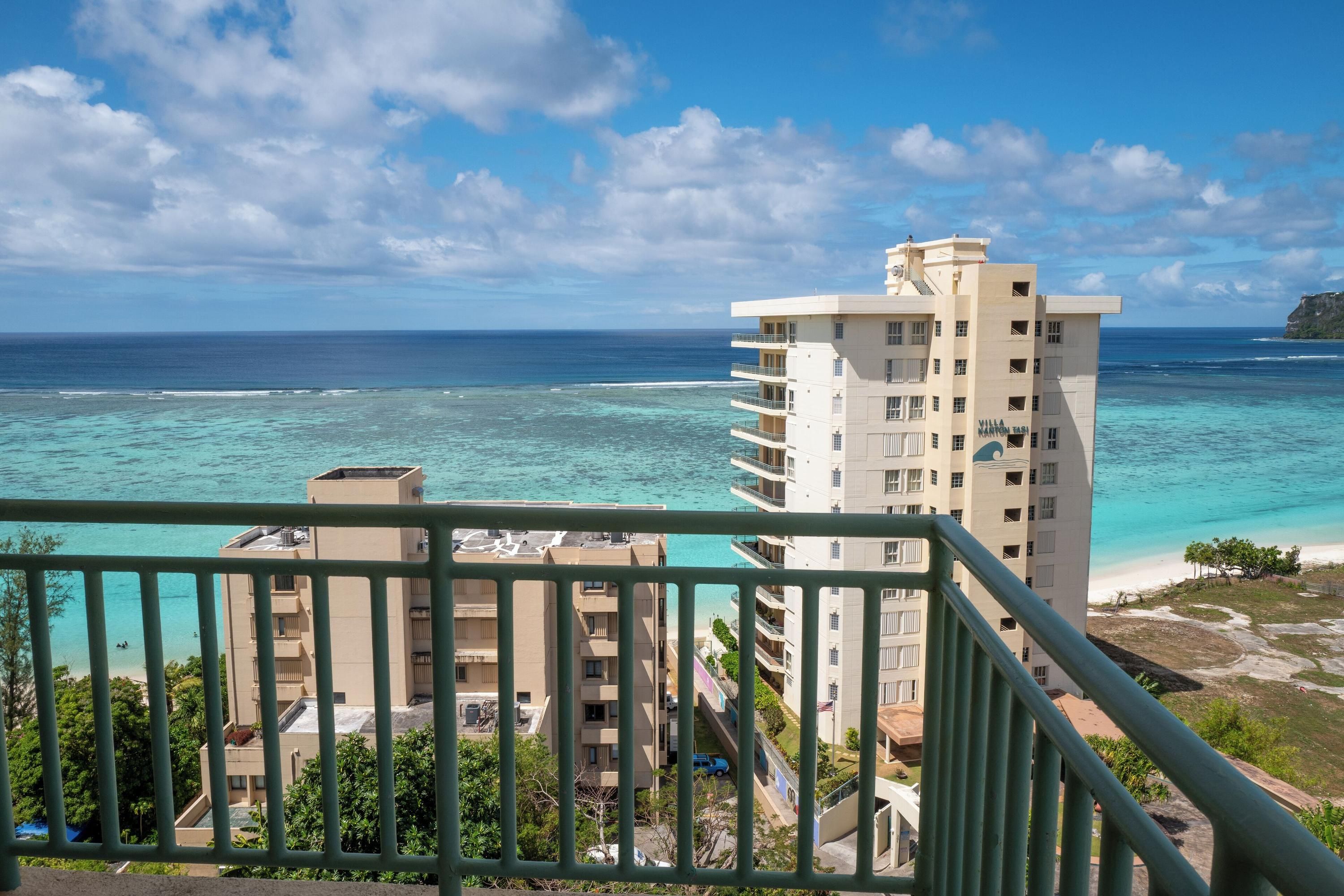 منتجع وسبا هوليداي غوام