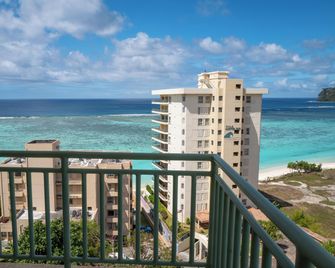 Holiday Resort & Spa Guam - Tamuning - Balcony