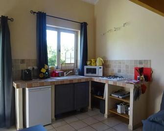 Mas De L'aguarella - Saint-Rémy-de-Provence - Kitchen