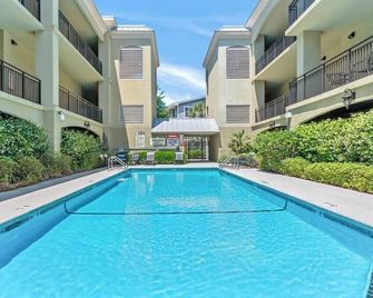 Beach Air -Optional Bikes-Pool-Walk 2 Pier Village - Saint Simons - Piscina
