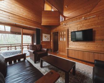 Kobuchizawa Art&wellness Ikigai - Villas - 北杜市 - リビングルーム