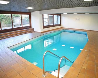 Residenza Porto Fino App 7000 - Brissago - Bazén