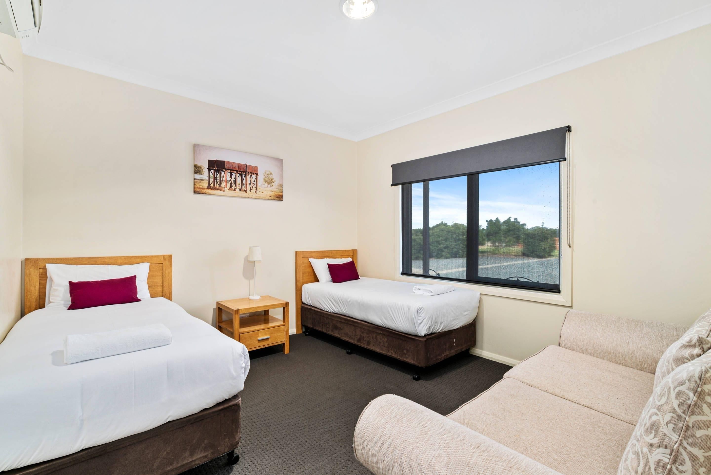 كمفرت إن بيشوبس لودج