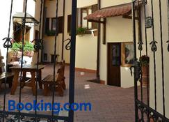 Hotel Villa Franca - Сигишоара - Здание