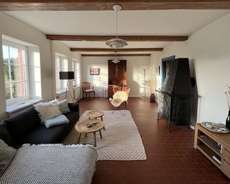 Deichkieker - large detached renovated farmhouse on the North Sea - Ockholm - Sala de estar