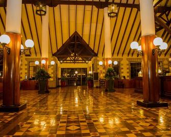 Windsor Golf Hotel & Country Club - Ναϊρόμπι - Σαλόνι ξενοδοχείου