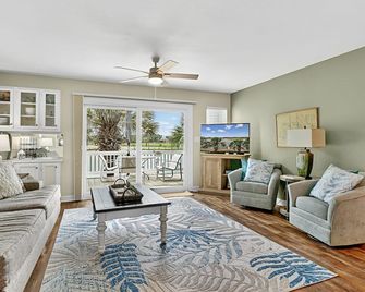 Kontiki Bayfront 602 - Rockport - Living room