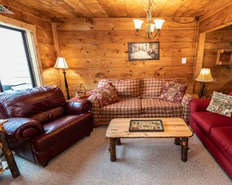 Seven Springs Resort by Vail Resorts - Champion - Living room