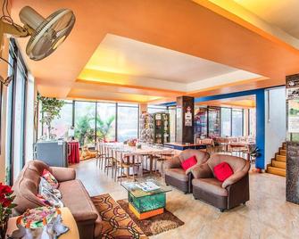 Anmols Inn - Mahabaleshwar - Restaurante