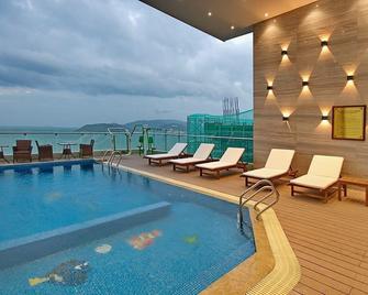 Melissa Hotel - Nha Trang - Pool