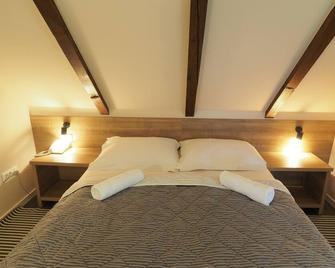 Looking For Green, Relaxing Vacation - Grabovac - Bedroom