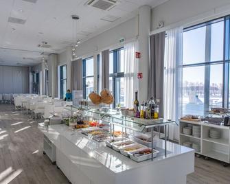 Snow Hotel - Kemi - Buffet