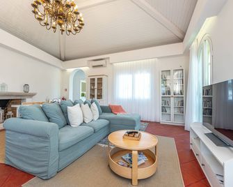 Azores Green Villas - Capelas - Sala de estar