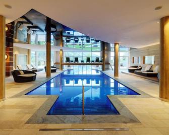 Quellenhof Luxury Resort Passeier - Meran - Pool