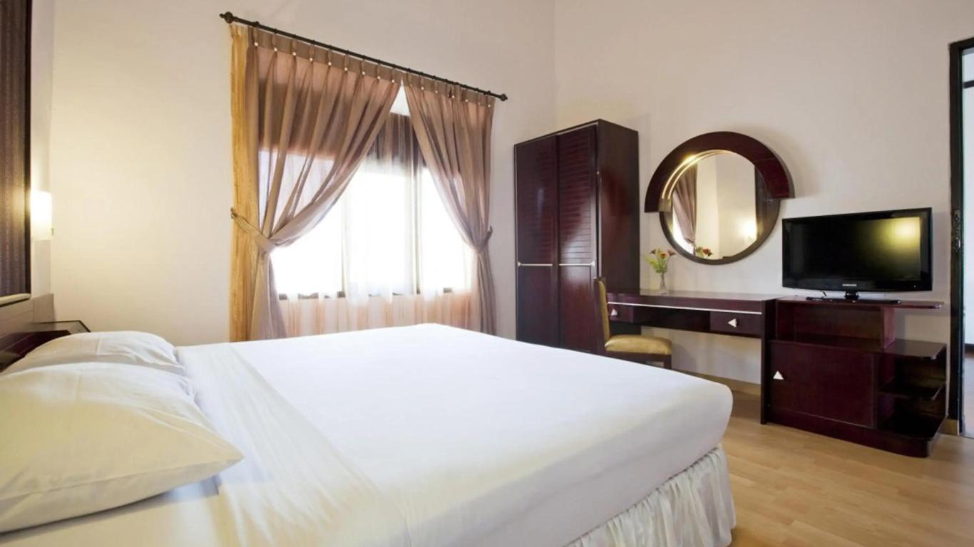 Hotel Sibayak International