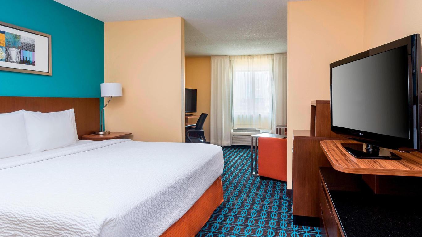 Fairfield Inn & Suites Victoria